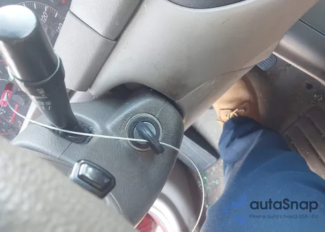 2005 Toyota Camry Le from USA, damaged, VIN 4T1BE32K25U086840